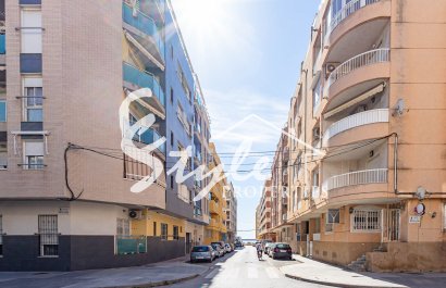 For sale 2 bedrooms apartment 200 mts from the sea in Torrevieja, Costa Blanca, Spain. ID2939