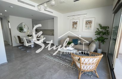 Resale - Villa - Villamartín - Villamartin
