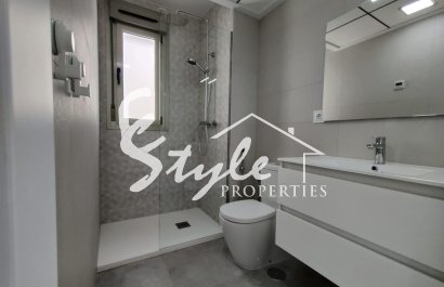 Resale - Villa - Villamartín - Villamartin