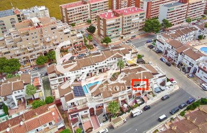 Квартира на продажу в Пунта Прима, 400 м от пляжа – Costa Blanca: Испания. ID2910