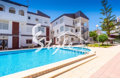 Квартира на продажу в Пунта Прима, 400 м от пляжа – Costa Blanca: Испания. ID2910
