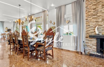 Вторичное жилье - Вилла - Сьюдад Кесада