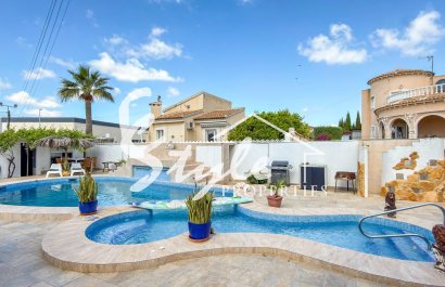 Вторичное жилье - Вилла - Сьюдад Кесада