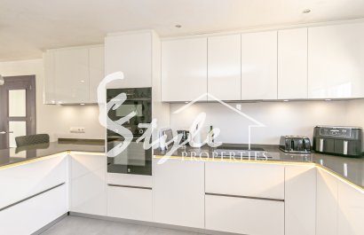 Reventa - Villa - Campoamor - Lomas de Don Juan