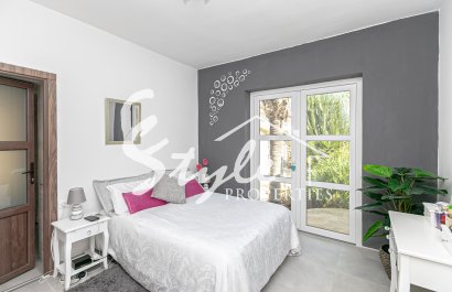 Reventa - Villa - Campoamor - Lomas de Don Juan