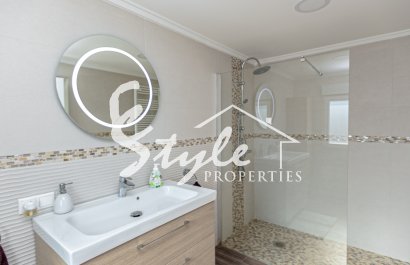 Reventa - Villa - Campoamor - Lomas de Don Juan