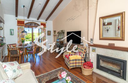 Resale - Semi-Detached Villa - Villamartin, Orihuela Costa - Fortuna