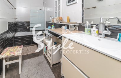 Resale - Semi-Detached Villa - Villamartin, Orihuela Costa - Fortuna