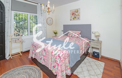 Resale - Semi-Detached Villa - Villamartin, Orihuela Costa - Fortuna