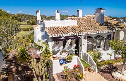 Resale - Semi-Detached Villa - Villamartin, Orihuela Costa - Fortuna