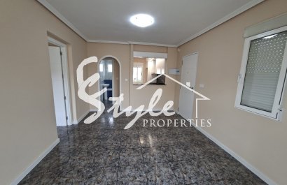 Resale - Apartamento - Playa Flamenca - Res. San Antonio