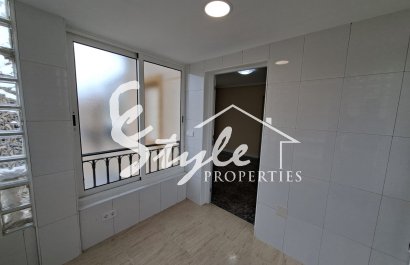Resale - Apartamento - Playa Flamenca - Res. San Antonio