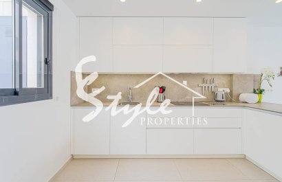 Resale - Villa - Punta Prima