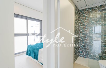 Resale - Villa - Punta Prima