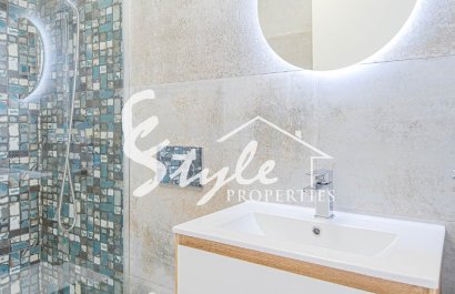 Resale - Villa - Punta Prima