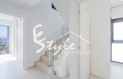 Resale - Villa - Punta Prima