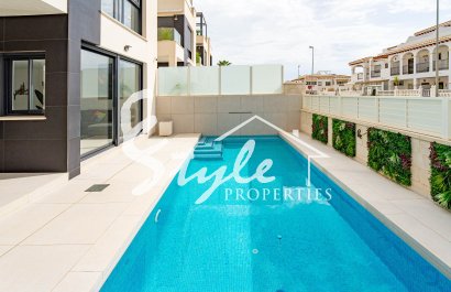 Resale - Villa - Punta Prima