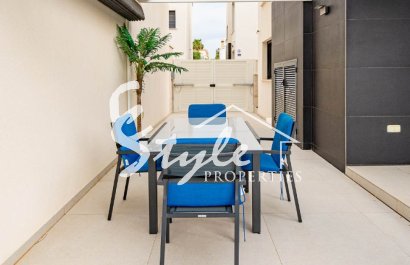 Resale - Villa - Punta Prima