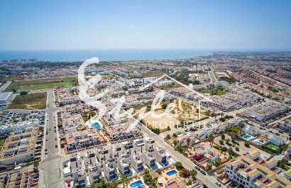 Resale - Villa - Punta Prima