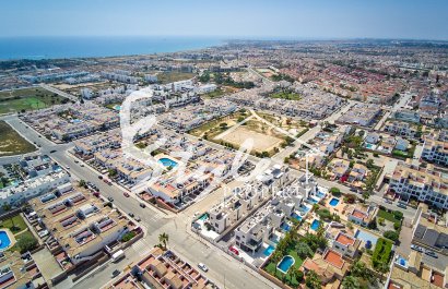 Resale - Villa - Punta Prima