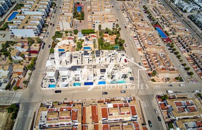 Resale - Villa - Punta Prima