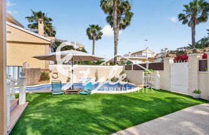 Resale - Villa - Alicante - Monte Y Mar