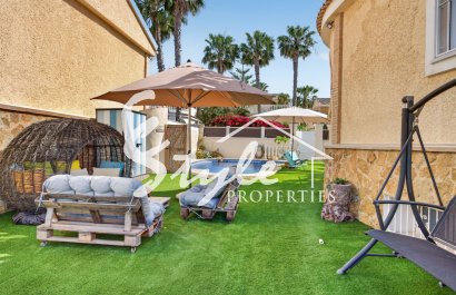 Resale - Villa - Alicante - Monte Y Mar