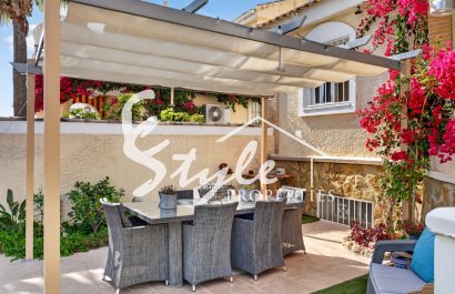 Resale - Villa - Alicante - Monte Y Mar
