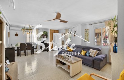 Resale - Villa - Alicante - Monte Y Mar