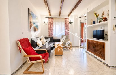 Resale - Apartamento - Torrevieja - Playa de los locos