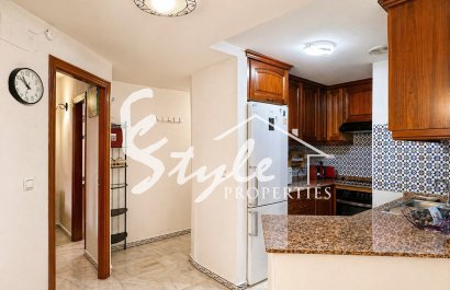 Resale - Apartamento - Torrevieja - Playa de los locos