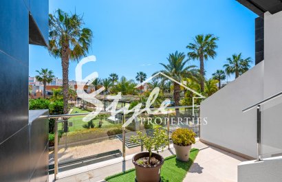 Вторичное жилье - Adosado - Orihuela-Costa - Лос Дольсес