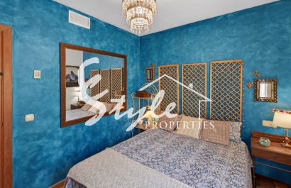 Resale - Villa - Orihuela-Costa - Orihuela Center