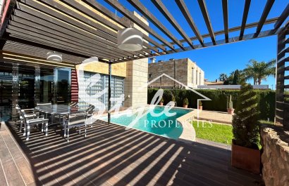 Luxury Detached Villa with Sea Views for Sale in Dehesa de Campoamor, Costa Blanca. ID2712