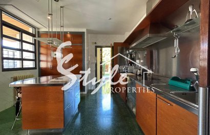Resale - Villa - Dehesa de campoamor - Campoamor