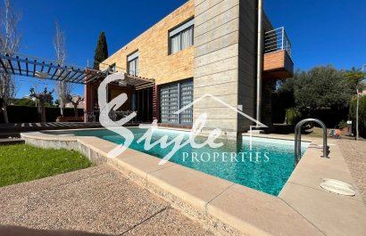 Resale - Villa - Dehesa de campoamor - Campoamor