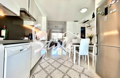Resale - Apartamento - Punta Prima
