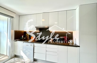 Resale - Apartamento - Punta Prima