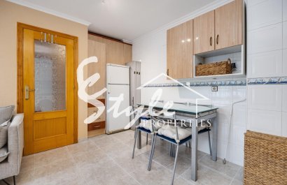 Resale - Apartamento - Torrevieja