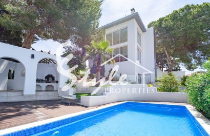 Resale - Villa - Los Balcones