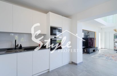 Resale - Villa - Los Balcones