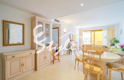 Resale - Apartamento - Punta Prima