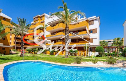 Apartment for sale with South-Facing Terrace and Pool Views in La Entrada – Punta Prima, Costa Blanca, Spain. ID 3949