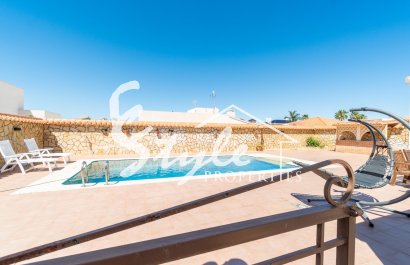 Resale - Villa - Torrevieja - Torreta florida