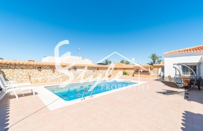 Resale - Villa - Torrevieja - Torreta florida