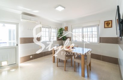 Resale - Villa - Torrevieja - Torreta florida