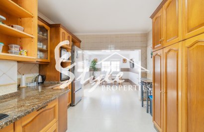 Resale - Villa - Torrevieja - Torreta florida