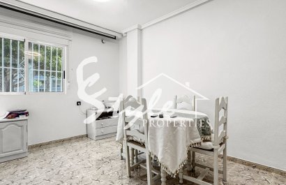Resale - Adosado - Torrevieja - Nueva Torrevieja - Aguas Nuevas