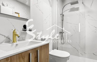 Resale - Apartamento - Torrevieja - Los Balcones