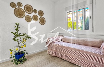 Resale - Apartamento - Torrevieja - Los Balcones